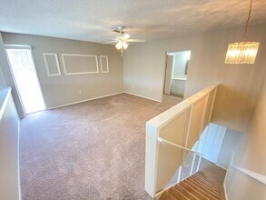 566 Orange Dr in Altamonte Springs, FL - Building Photo - Building Photo