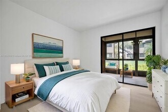 9514 N Belfort Cir in Tamarac, FL - Building Photo - Building Photo