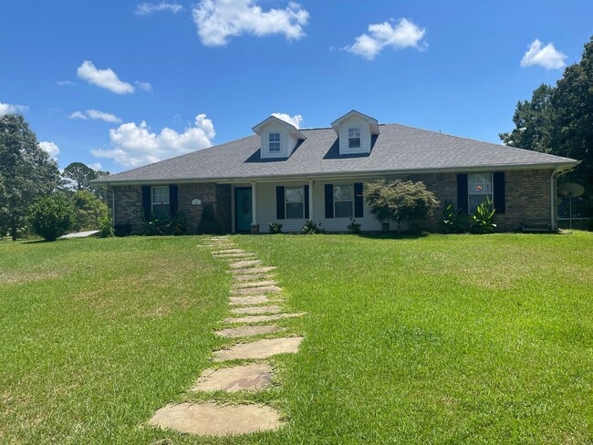 property at 304 Norwood Pt