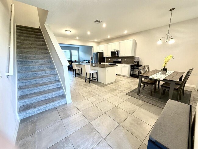 15910 Marina Bay Dr in Winter Garden, FL - Building Photo - Building Photo