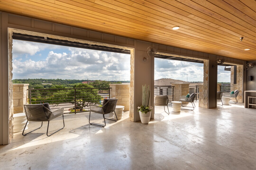 Lenox SoCo in Austin, TX - Foto de edificio