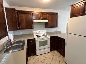 3318 N Detroit Ave in Russellville, AR - Building Photo - Building Photo