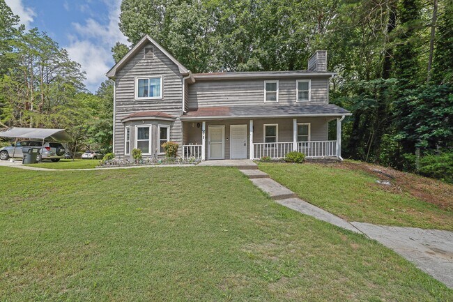 property at 4520 Coopers Creek Cir SE