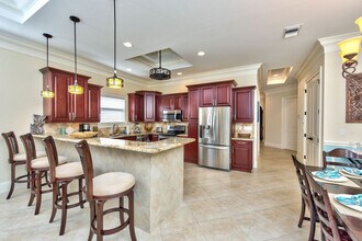 715 102nd Ave N, Unit SI ID1504167P in Naples, FL - Foto de edificio - Building Photo