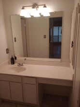 7152 Fair Oaks Ave, Unit 2210 in Dallas, TX - Building Photo - Building Photo