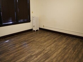 2086 Marshall Ave in St. Paul, MN - Building Photo - Building Photo