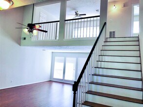 3202 Kempwood Dr in Sugar Land, TX - Building Photo - Building Photo