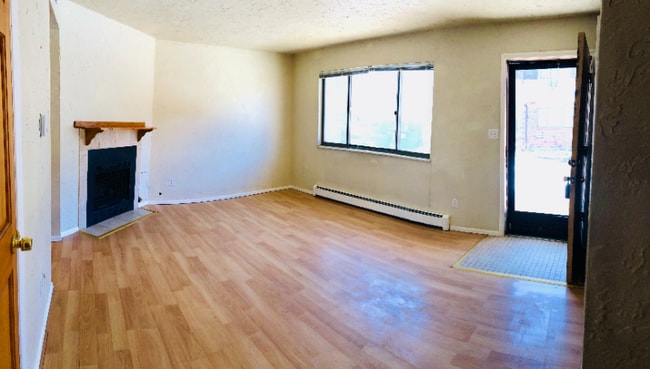 3021 11th Ave in Evans, CO - Building Photo - Building Photo