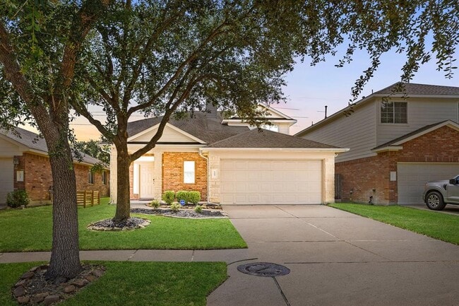 6403 Applewood Forest Dr