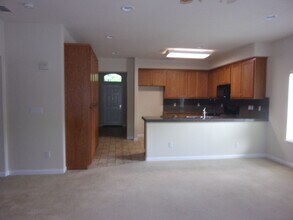 407 Grand Canyon Dr in Vacaville, CA - Building Photo - Building Photo