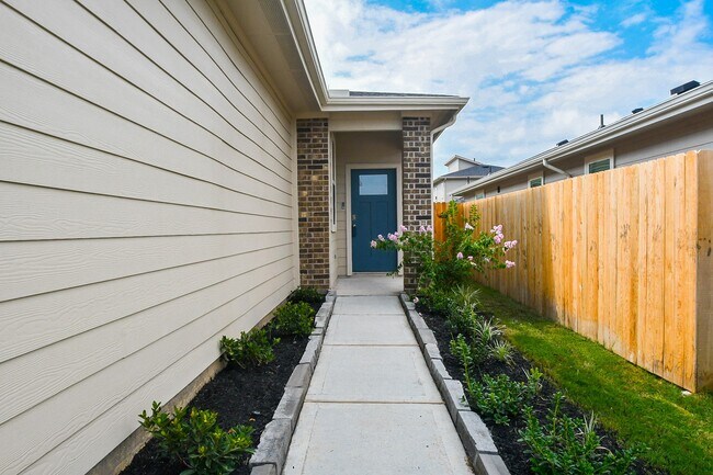 2818 Bethnal Gdn Wy in Houston, TX - Foto de edificio - Building Photo