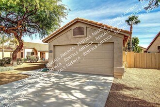 2131 S Navajo Way in Chandler, AZ - Building Photo - Building Photo