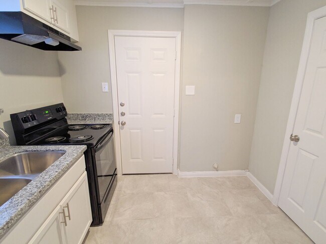 505 13th St N in Texas City, TX - Building Photo - Building Photo