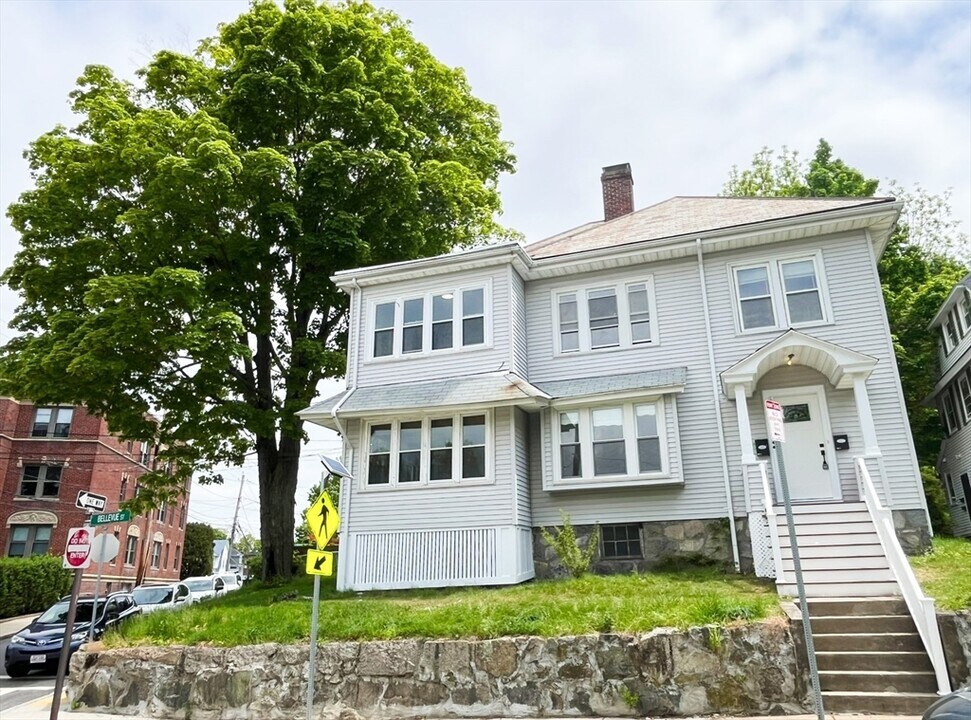44 Bellevue St in Boston, MA - Building Photo