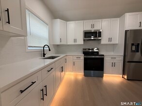 8-12 Sterling St in Hartford, CT - Building Photo - Building Photo