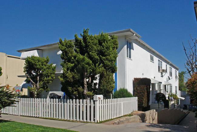 1546-1548 S Beverly Dr in Los Angeles, CA - Foto de edificio - Building Photo