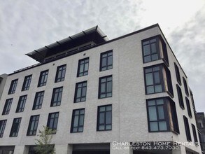 5 Gadsdenboro St in Charleston, SC - Building Photo - Building Photo