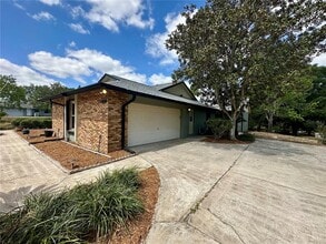 1906 Long Pond Dr in Longwood, FL - Building Photo - Building Photo