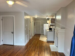 1/2 E Main St in Bexley, OH - Building Photo - Building Photo