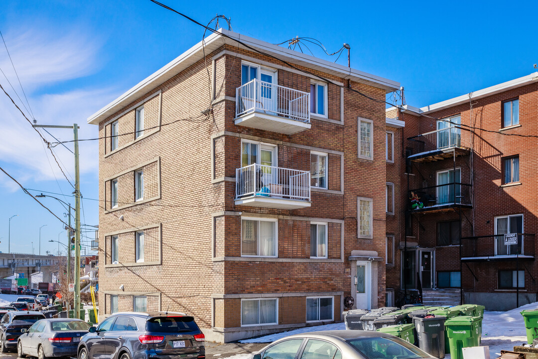 265 Camille St in Lachine, QC - Building Photo