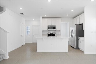 6060 Zen Wy in Clermont, FL - Building Photo - Building Photo