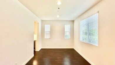 3635 Lake Park Rd in Fallbrook, CA - Building Photo - Building Photo