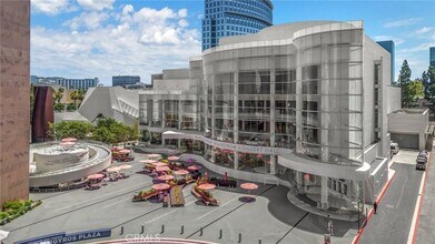 3660 S Bear St in Santa Ana, CA - Building Photo - Building Photo