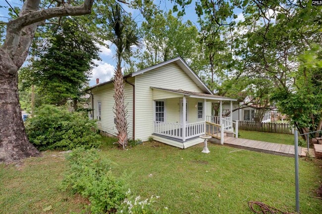 206 Augusta St in West Columbia, SC - Building Photo - Building Photo