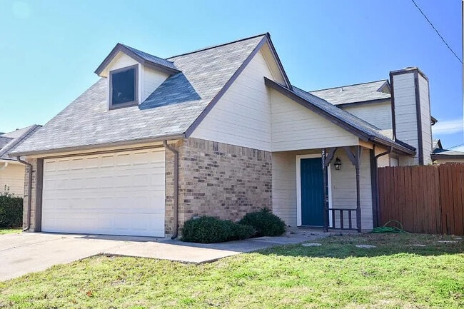property at 2711 Harvest Lake Dr