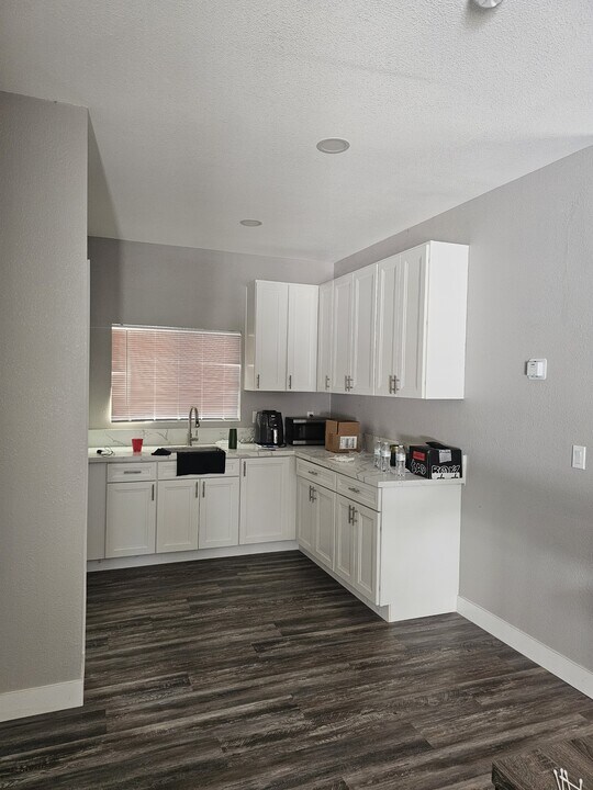 3927 Thorn St in San Diego, CA - Building Photo
