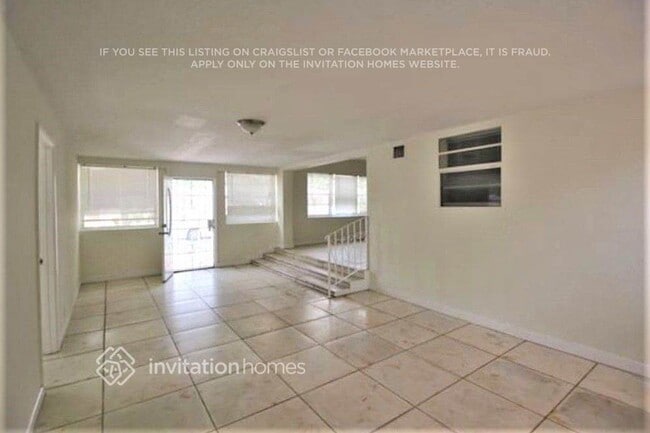 15615 NE 5th Ct in Miami, FL - Building Photo - Building Photo