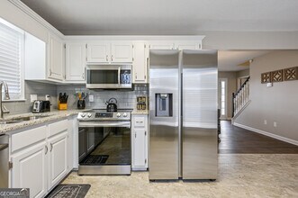23 Magnolia Ct in Rydal, GA - Building Photo - Building Photo
