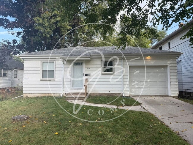 property at 1912 Fairfax Rd