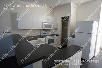 6262 Woodrow Bean Transmountain in El Paso, TX - Building Photo - Building Photo