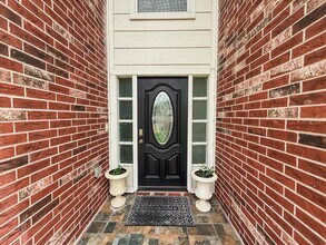 4521 Allegro in Seabrook, TX - Foto de edificio - Building Photo