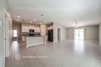 1893 Crinkle Leaf Ct in Ruskin, FL - Building Photo - Building Photo