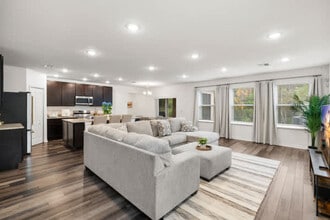 14282 Coronado Dr in Spring Hill, FL - Building Photo - Building Photo