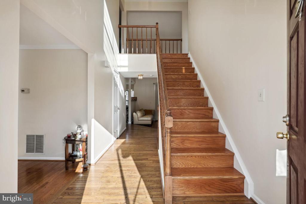 12011 Provost Way in Germantown, MD - Building Photo