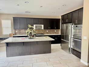 31338 Brush Creek Cir in Temecula, CA - Building Photo - Building Photo