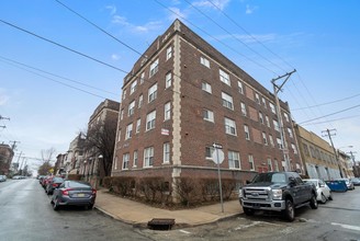 Locust Towers in Philadelphia, PA - Building Photo - Building Photo