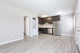 819 Palm Ave in El Cajon, CA - Building Photo - Building Photo