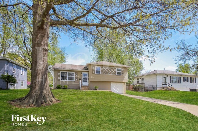 4135 N Jackson Ave in Kansas City, MO - Building Photo - Building Photo