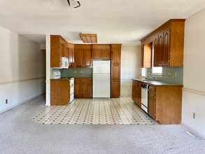 1004 Orangewood St in Kannapolis, NC - Building Photo - Building Photo