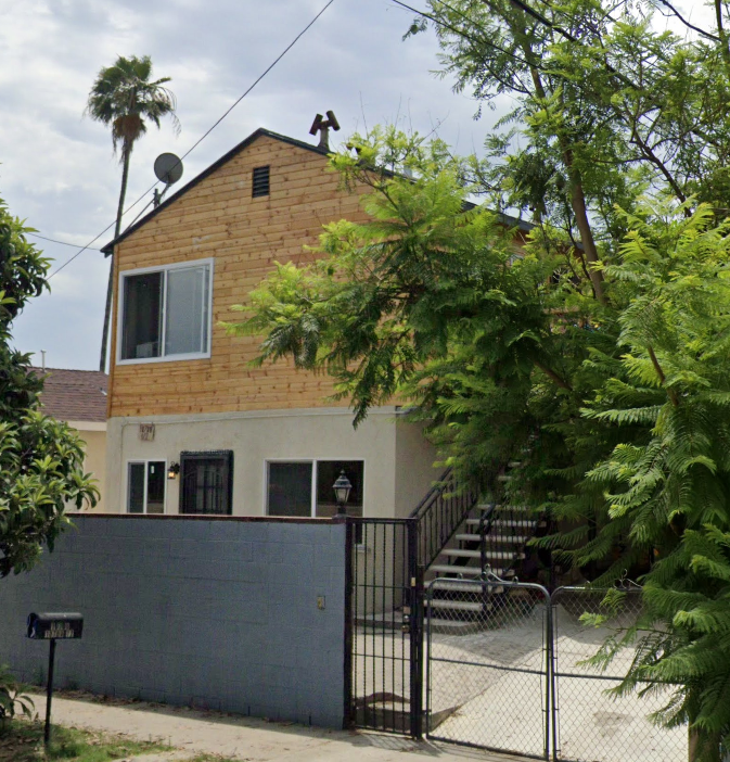 10708-10708 1/2 Cumpston St in North Hollywood, CA - Building Photo