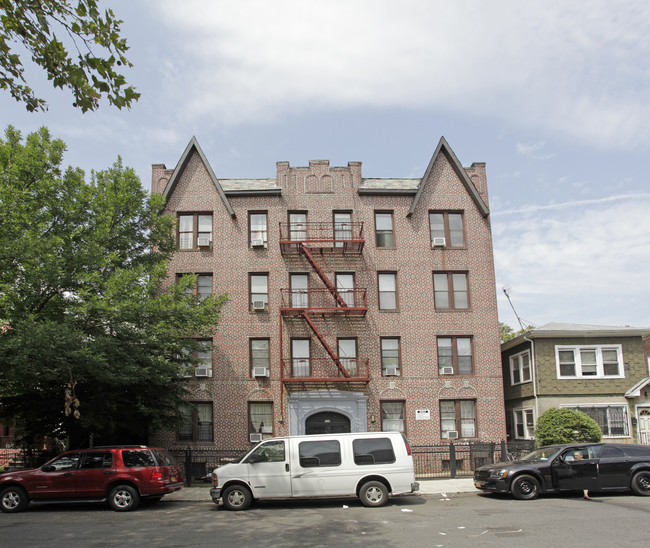 856 E 15th St in Brooklyn, NY - Building Photo - Building Photo