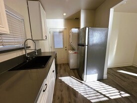 4700 65th St in Sacramento, CA - Building Photo