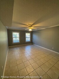 110 Crestview Dr photo'