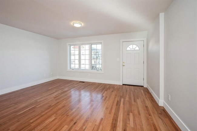 28 Clement St
