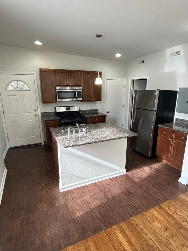 11432 S Indiana Ave in Chicago, IL - Building Photo - Building Photo