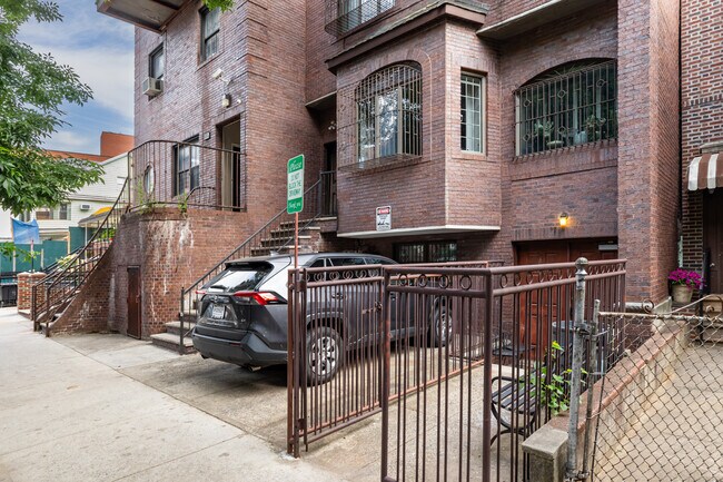 1131 42nd St in Brooklyn, NY - Foto de edificio - Building Photo